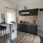Zanka Villa بيت للعطل