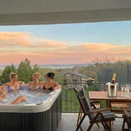 Zanka Villa
